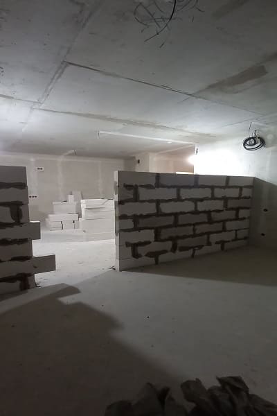 vozvedenie-sten-v-kvartire-so-svobodnoj-planirovkoj