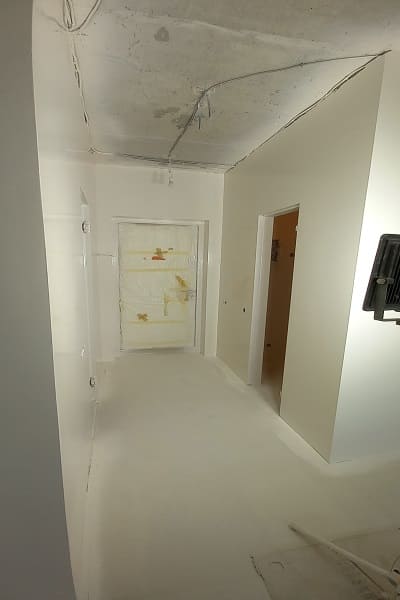 kombinirovannaya-pokraska-sten